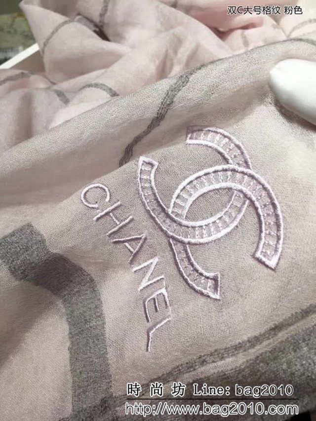 CHANEL香奈兒 巴黎專櫃櫥窗款 雙C大號格紋羊絨圍巾 LLWJ6182